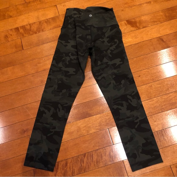 Lululemon Wunder Under Luxstreme  incognito camo multi gator green - Picture 2 of 6